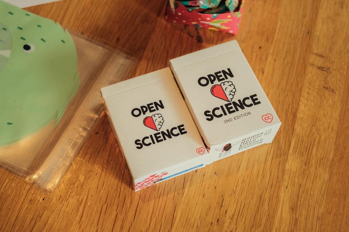 Playing Open Science games together